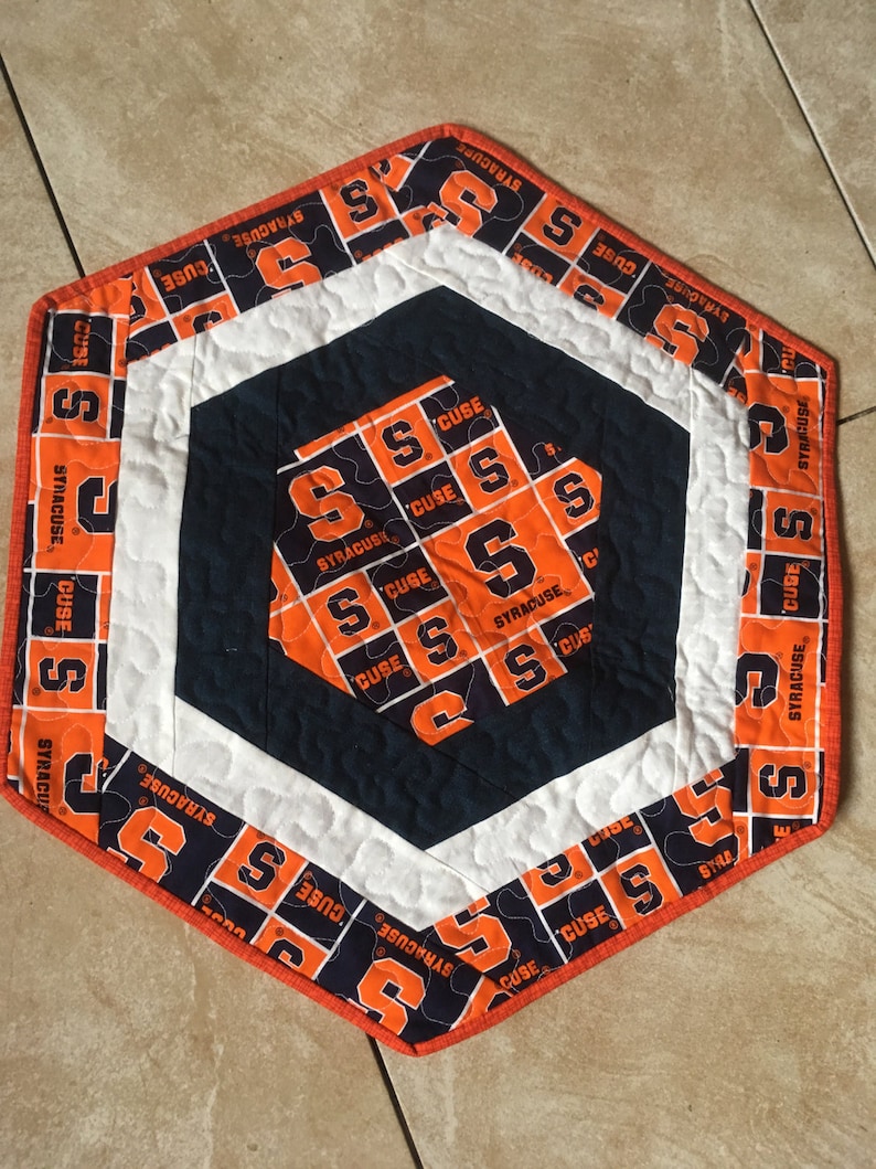 Syracuse table topper