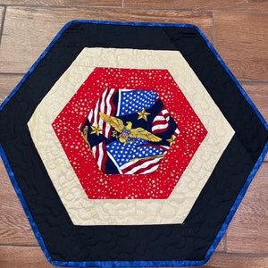 Patriotic table topper