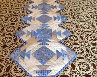 Blue pineapple  table runner