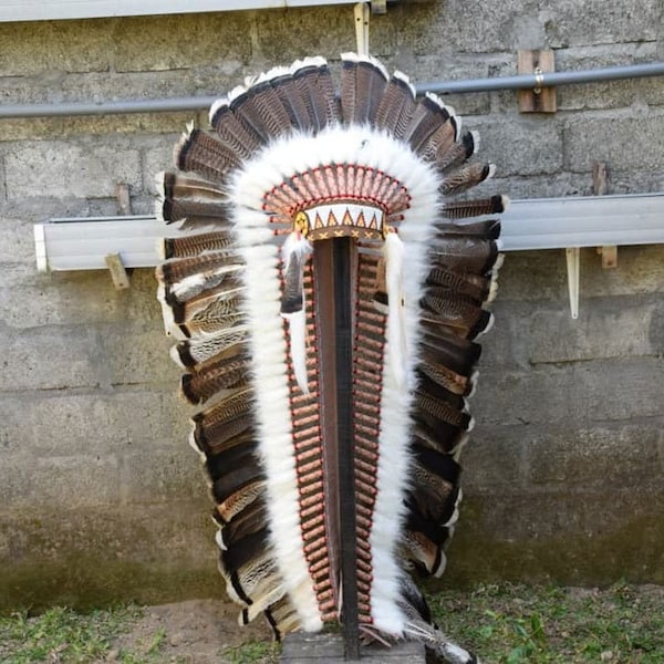 Cappello vera piuma, tacchino esotico indiano, Warbonnet marrone bianco, Warbonnet stile indiano, fascia ispirata, Costume indiano