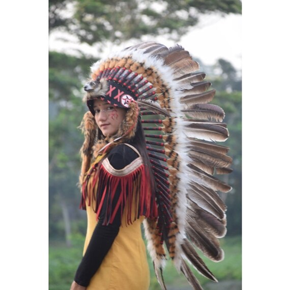 AZIDWERYQ Coiffe indienne plumes casque indien cosplay amérindien costumes d 'Halloween pour hommes femmes, coiffure amérindienne rouge