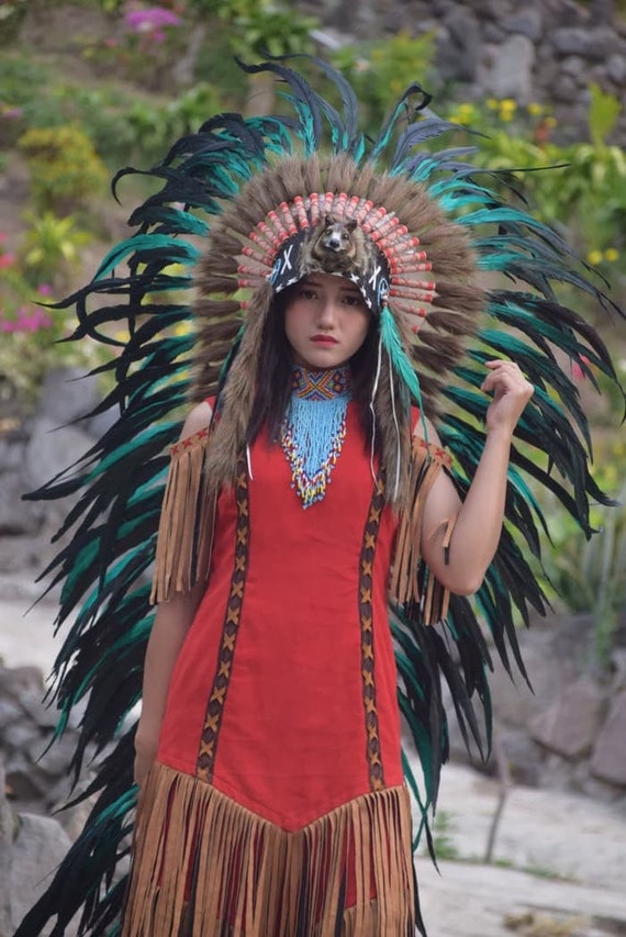 Green Feather Headdress, Wolf Crown, Indian Headpiece - Etsy display picture 3