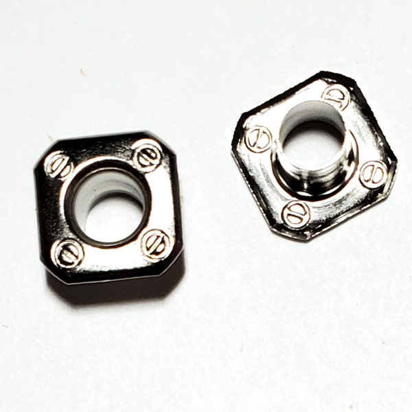 Silver tone Square industrial look square brad 10 mm opening 20 mm square 20 Brads