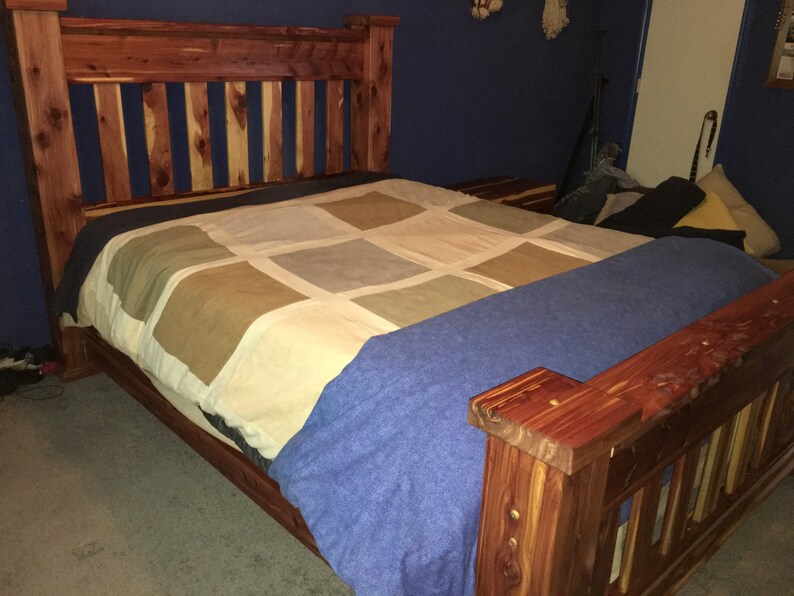 Bed Queen Cedar Bedroom Furniture Master Image 0