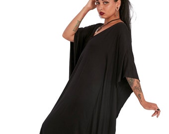 Witchy Cotton Kaftan Kimono in Black