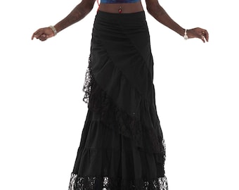 Schwarzer Stoff und Boho Wickelrock aus Spitze