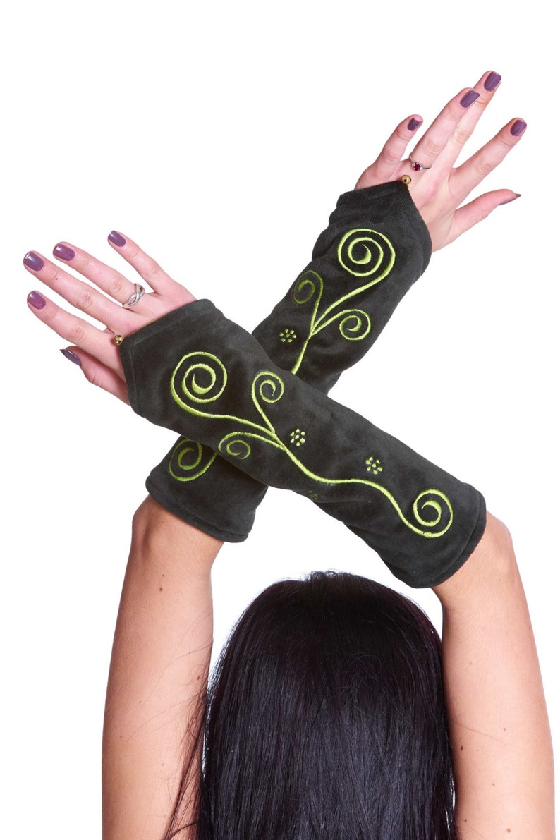 Boho Gloves Fairy Fae Festival Clothing Pixie Wrist Warmers Fae Arm Warmers Hippy Gloves Velvet Armwarmers Psy Trance Clothing