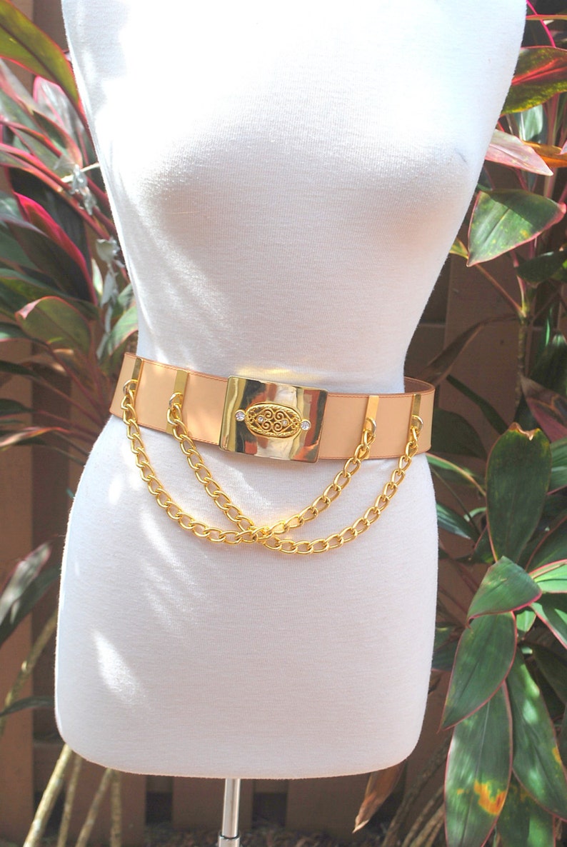 tan chain mule