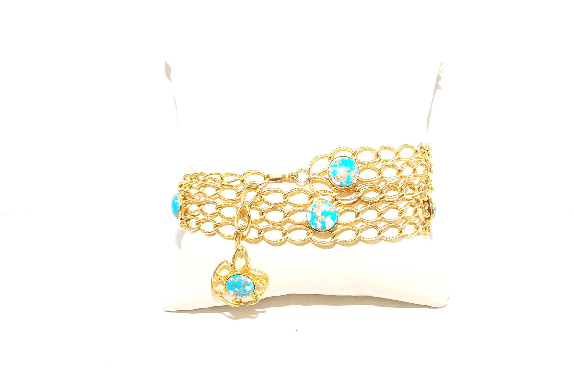 Belt with gold chain and cabochon turquoise blue vintage 1970