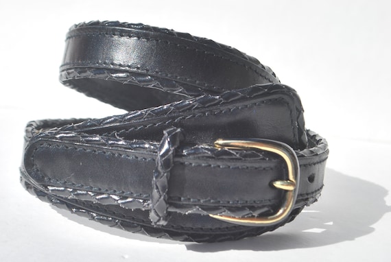 Vintage Black Leather Wide to Narrow Belt Festiva… - image 1