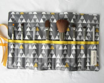 Makeup brush roll cosmetic roll gray triangles with yellow (MBR17-008)