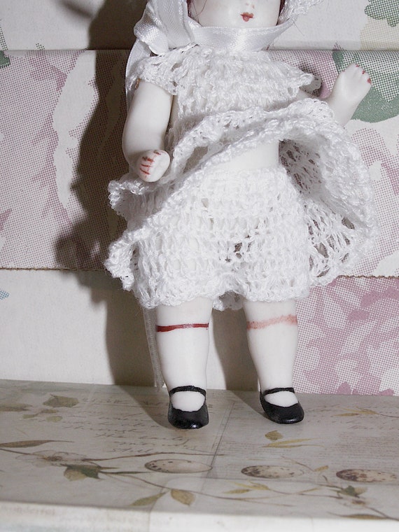 Robe poupée bébé ancienne linge de maison - Objets divers (13319164