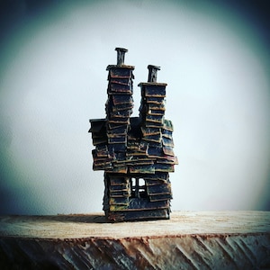 Kleines Halloween Haus - MADE TO ORDER