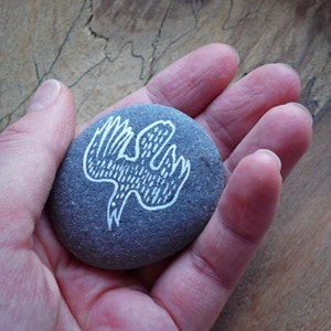 Hand Painted Bird Pebble - MADE TO ORDER
