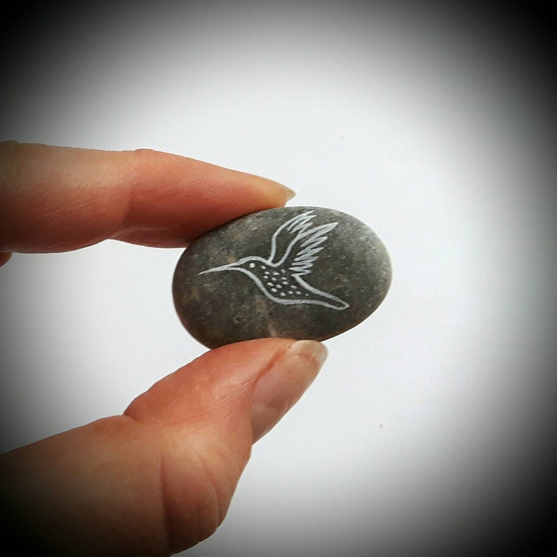 Tiny Hummingbird Spirit Stone MADE TO ORDER image 3