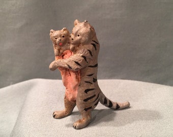 Vintage Metal Gray Tabby Cat Figurine: Mother and Kitten