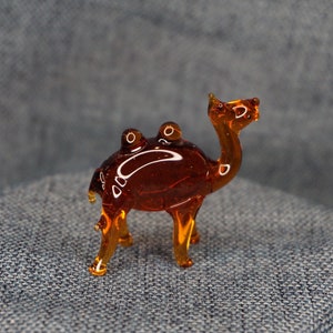Vintage Miniature Glass Camel Figurine: Amber Brown Lampwork Animal