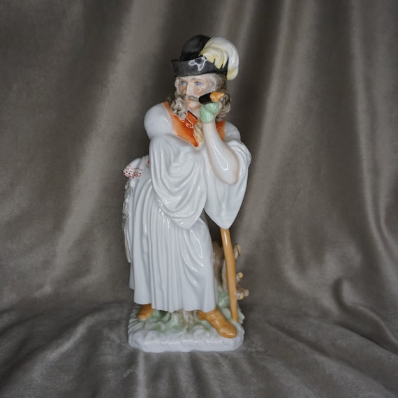 Herend Hungary Porcelain Shepherd 5427 Figurine: Hand-painted