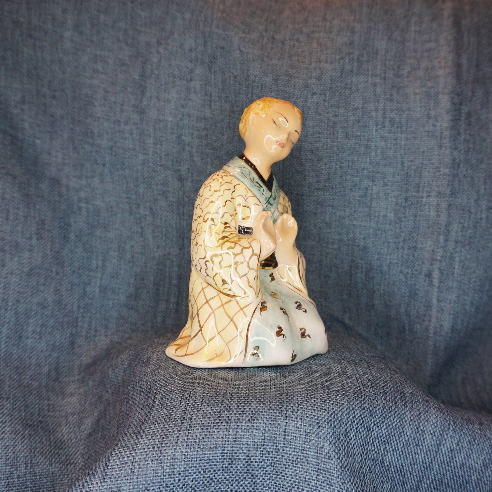 Ahury - Etsy
