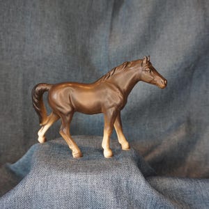 Vintage Ceramic Horse Figurine: Dark Bay Trotting Pony, Made in Japan