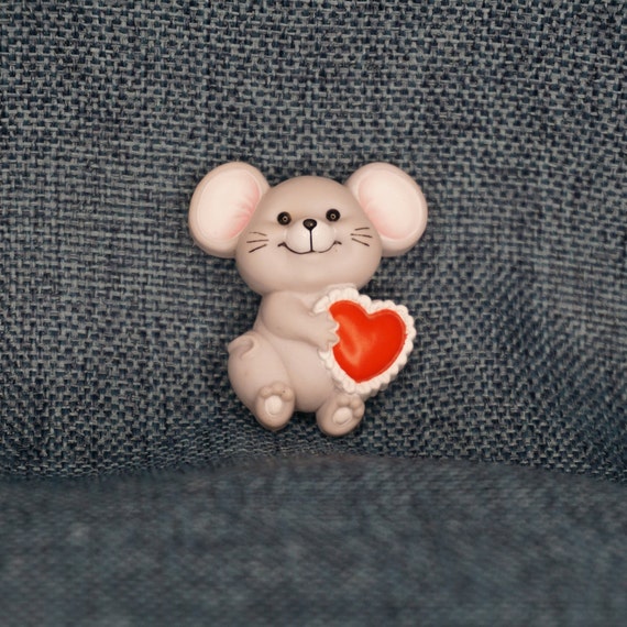 Vintage Valentine Mouse Pin. Small Plastic Gray M… - image 1