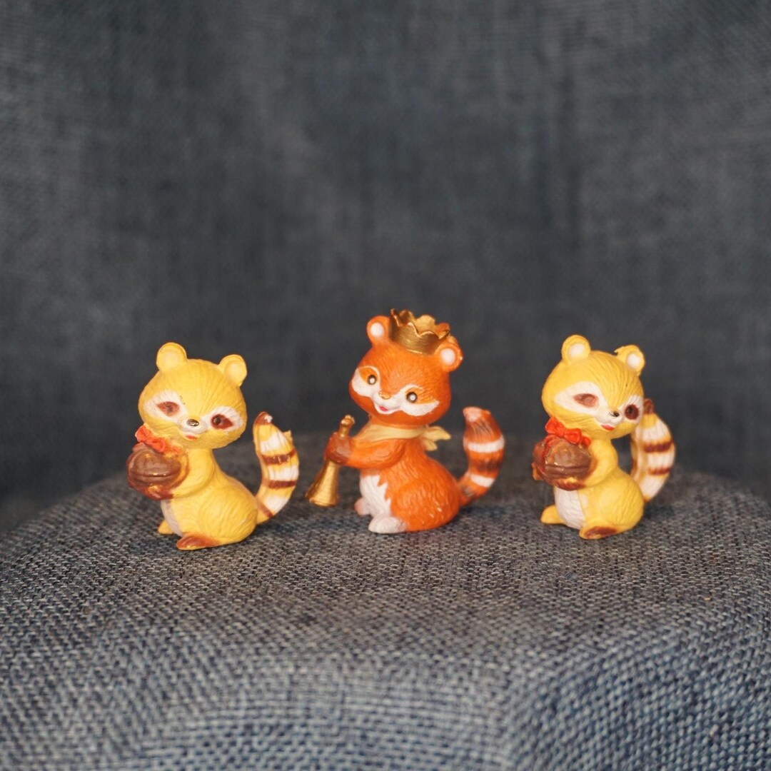 Mini Racoon Figures Miniature Raccoon Figurine Set. Retro Plastic Cartoon Forest Critters ...