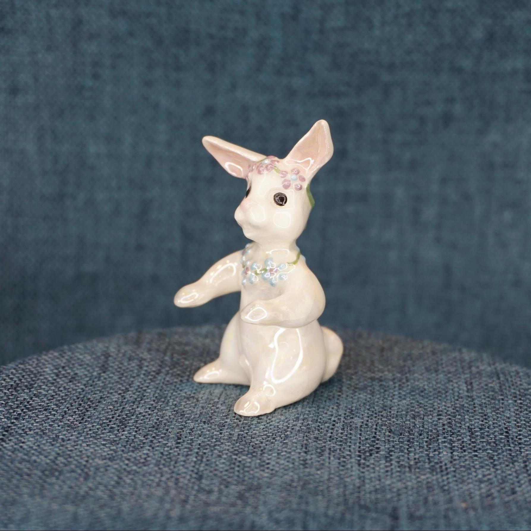 Vintage Hagen-renaker Rabbit Bride Figurine: Collectible Ceramic