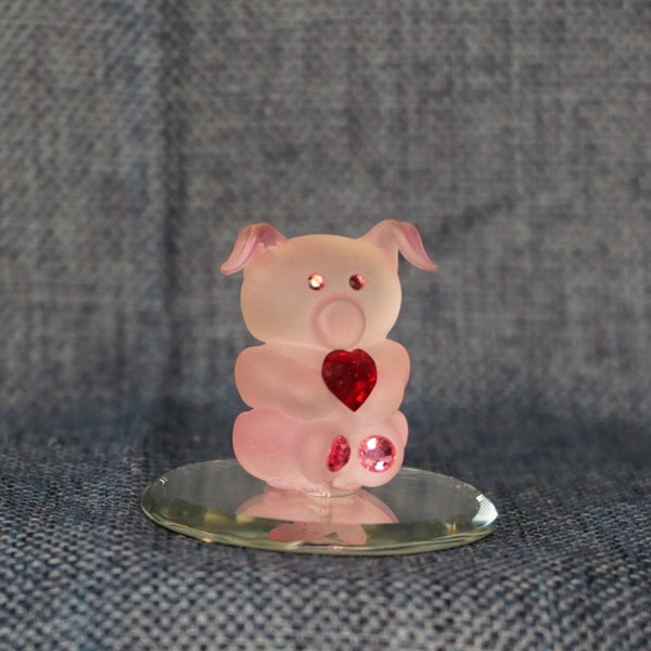 Miniature Glass Pig Figurine. 1990s Glass Baron Lampwork Pink Pig with Crystal Heart Figure. Office, Desk, Terrarium, Dollhouse Diorama Gift