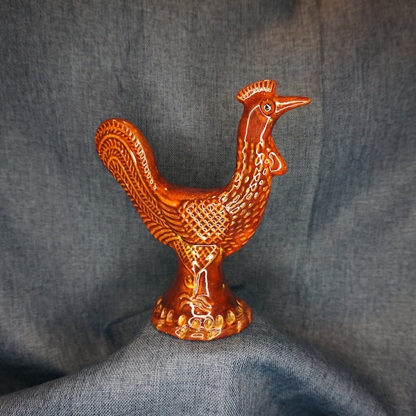 James Christian Seagraves Pottery Chicken Figurine. Red Glaze Terracotta Pennsylvania Art Rooster. Modern Primitive Style Country Decor Gift