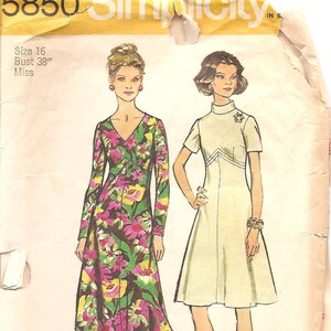 Vintage 1970s Simplicity Sewing Pattern 5850 for Misses Size 16  Dress in Two Lengths