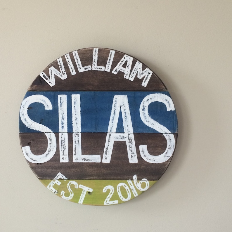 Nursery name sign Birth announcement Baby Girl name Round photo prop Custom Baby Door Hanger 16 Hospital door Baby Boy name