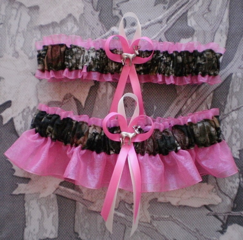 Mossy Oak Hot Pink Wedding Garter Set Camouflage Camo Deer Hunting Hunter