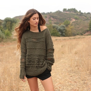 Chunky grunge wool sweater open-knit winter pullover thumb-hole jumper military green