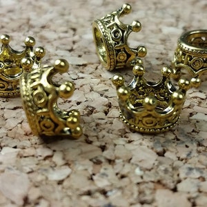 5pcs Vintage Gold Queen Crown Beads x5 Queen Crown Charms Metal Crowns Tibetan Metal Jewelry Findings Vintage Gold Queen Crowns image 1