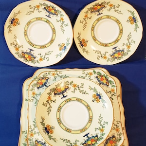 Vintage 1930&#39;s Crown Ducal Ware England Basket Weave A1476 9 Pcs 4 Saucers, 5 Plates