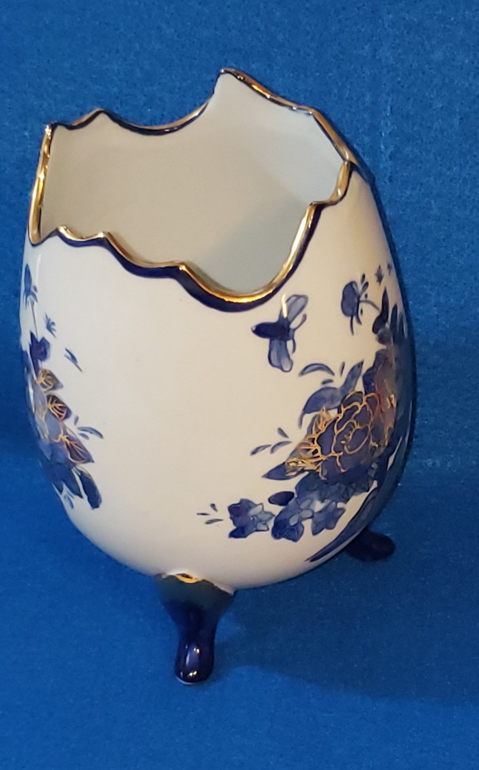 Vintage Footed Ceramic Egg Shaped Vase Blue Floral Gold Trim Etsy