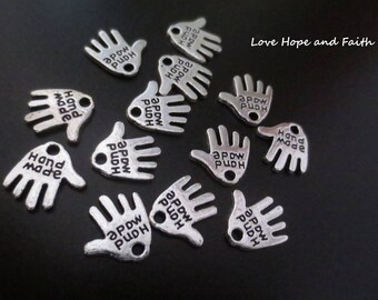 LOTTO 10 Charms mano "HANDMADE" color argento (11mm) (cod. 00496)