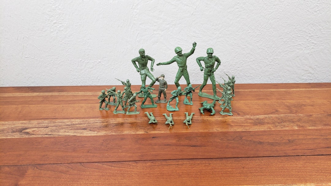 army green nikes men