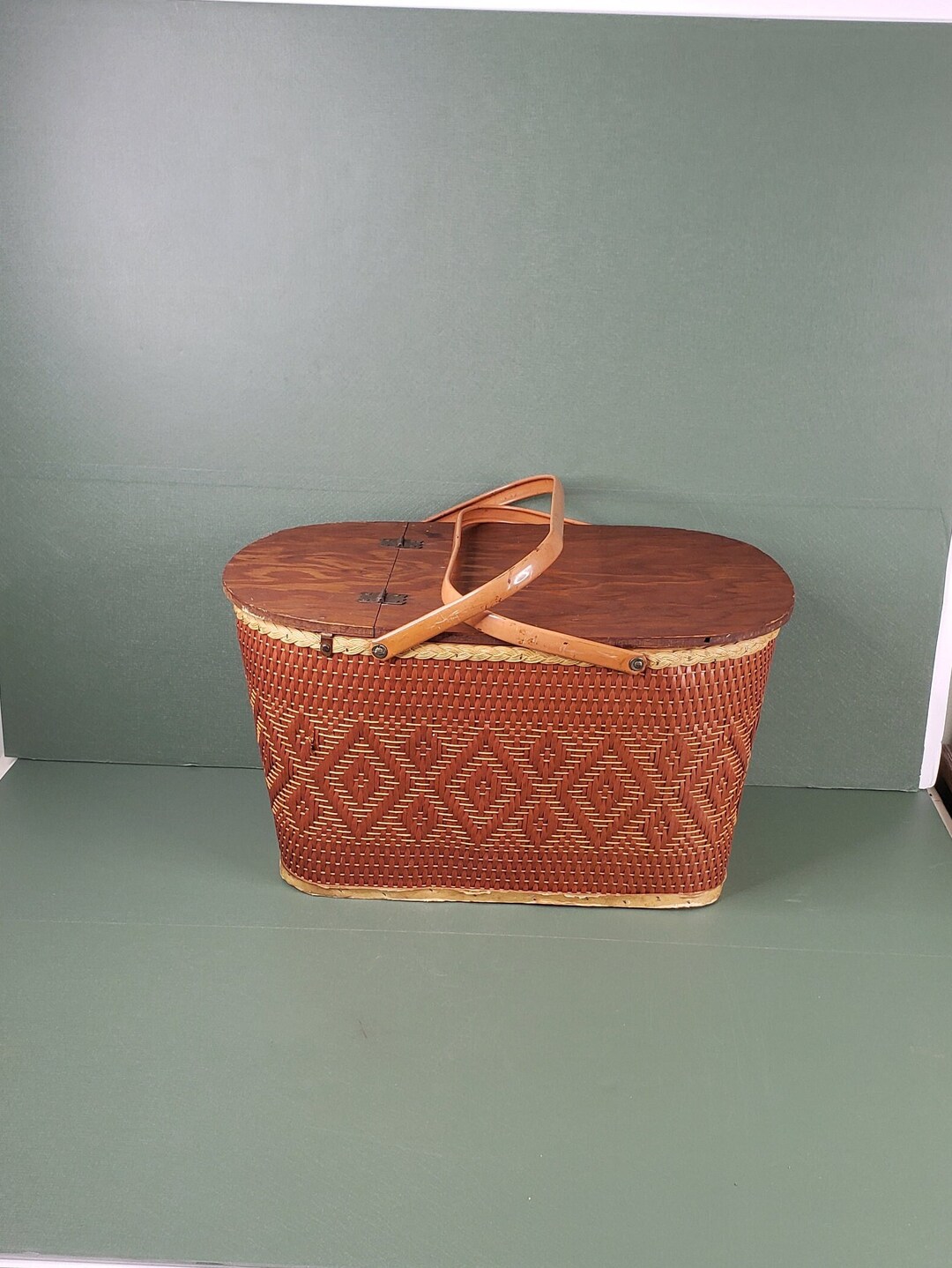 Vintage Redman Picnic Basket With Metal Handles and Diamond Etsy