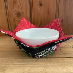 Summer Salad Red Microwave Bowl Cozy