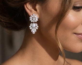 CZ Bridal Earrings, Chandelier earrings for Bride, Classic Drop Wedding Earrings, Elegant Bridal Jewelry
