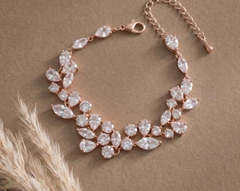 Rose gold Bridal bracelet, Bridal jewelry, Chunky Wedding bracelet, Bridesmaid jewelry