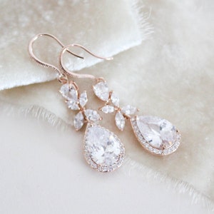 Rose gold Bridal earrings Long Wedding earrings Bridal jewelry Bridesmaid earrings Rose gold drop earrings Wedding jewelry Swarovski crystal