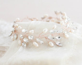 Rose gold Bridal Bracelet, Pearl Wedding bracelet, Bridal jewelry, Rhinestone and pearl bracelet, Rose gold Wedding jewelry, Leaf bracelet