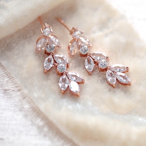 Dainty Rose gold earrings, Rose gold Bridal earrings, Bridal jewelry, Simple dangle earrings, Rose gold Wedding jewelry, Bridesmaid earrings
