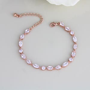 Roségouden bruidsarmband sierlijke kristallen armband eenvoudige bruiloft armband bruidssieraden CZ armband voor bruid bruiloft bruidsmeisje cadeau