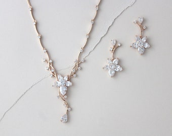 Rose gold Bridal necklace and earring set Rose Gold leaf necklace Bridal jewelry set Rose gold drop earrings Crystal Wedding necklace set