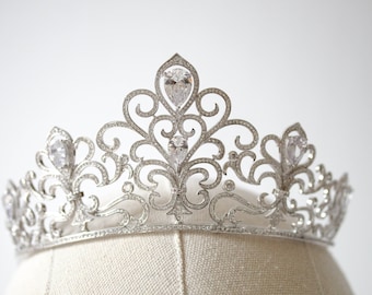 Silver Bridal tiara,  Bridal hair piece, CZ Wedding crown, Statement tiara crown Bridal hair accessory, Wedding hair piece, Headpiece