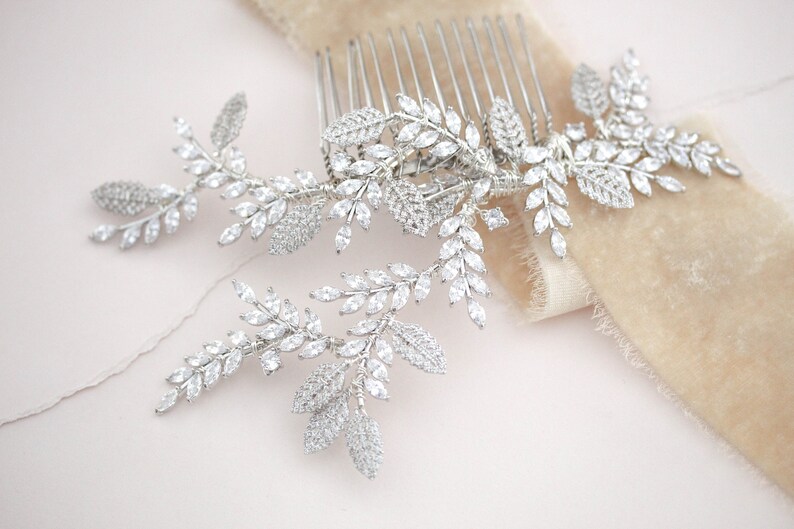 Silver Bridal hair comb, Bridal hair piece, Leaf Wedding headpiece, Wedding hair piece, Wedding hair comb for bride, Wedding hair accessory image 3