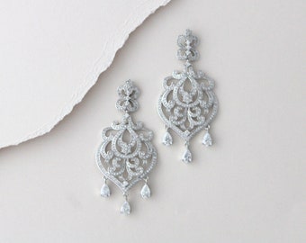 Silver Bridal earrings, Wedding earrings, Bridal jewelry, Crystal earrings, CZ earrings, Chandelier earrings, Vintage style earrings